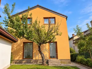 Prodej rodinného domu, Praha - Koloděje, Záhornická, 135 m2
