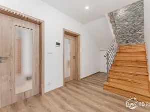 Prodej rodinného domu, Syrovice, 207 m2