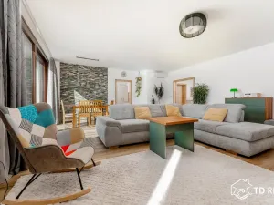 Prodej rodinného domu, Syrovice, 207 m2