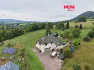 Prodej rodinného domu, Bernartice, 226 m2