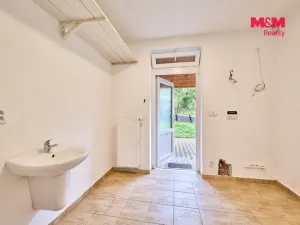 Prodej rodinného domu, Bernartice, 226 m2