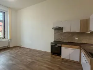 Pronájem bytu 3+kk, Cheb, náměstí Krále Jiřího z Poděbrad, 84 m2