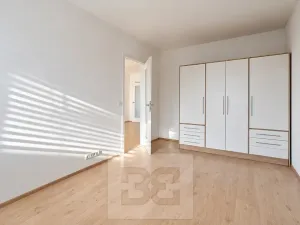 Pronájem bytu 2+kk, Praha - Libeň, Davídkova, 65 m2