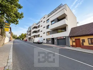 Pronájem bytu 2+kk, Praha - Libeň, Davídkova, 65 m2