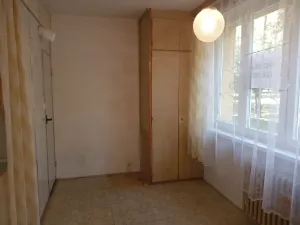 Prodej bytu 2+1, Jičín, Nám. V. Čtvrtka, 68 m2