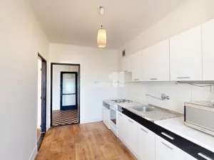 Prodej bytu 2+1, Pardubice - Zelené Předměstí, náměstí Dukelských hrdinů, 57 m2
