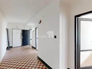 Prodej bytu 2+1, Pardubice - Zelené Předměstí, náměstí Dukelských hrdinů, 57 m2