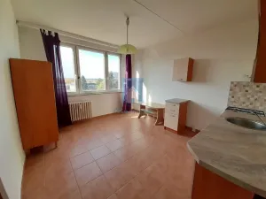 Pronájem bytu 2+kk, Plzeň, Macháčkova, 42 m2
