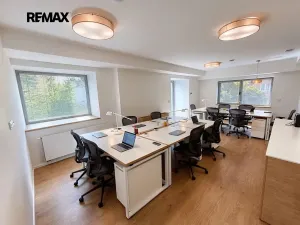Prodej kanceláře, Slavkov u Brna, 81 m2