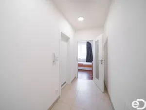 Prodej bytu 1+kk, Ovčáry, Na Bulánce, 36 m2