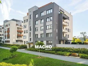 Pronájem bytu 1+kk, Praha - Michle, Krnkova, 33 m2