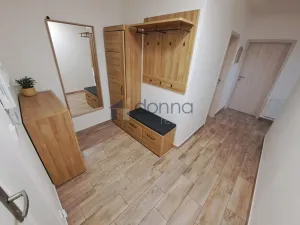 Pronájem bytu 3+kk, Praha, Želetická, 76 m2