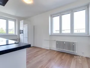 Pronájem bytu 2+1, Praha - Vršovice, Vršovická, 77 m2