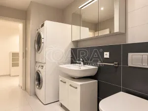 Pronájem bytu 3+kk, Praha - Libeň, U svobodárny, 67 m2