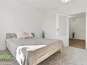 Pronájem bytu 2+1, Uherský Brod, Šaripova, 55 m2
