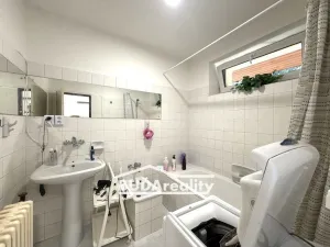 Pronájem bytu 1+kk, Zlín, Štefánikova, 20 m2