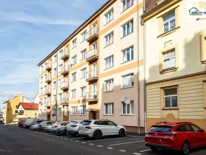 Prodej bytu 2+1, Cheb, Na Hradčanech, 51 m2
