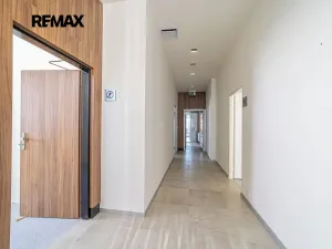 Prodej obchodního prostoru, Králíky, 5. května, 519 m2
