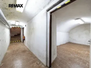 Prodej obchodního prostoru, Králíky, 5. května, 519 m2