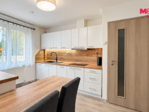 Pronájem bytu 3+1, Cítoliby, B. Němcové, 67 m2