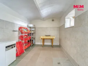 Prodej rodinného domu, Lesná, 208 m2
