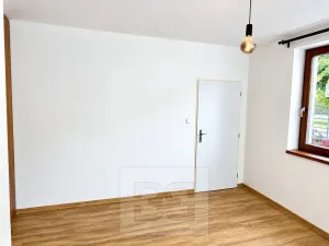 Pronájem bytu 2+kk, Roztoky, V Solníkách, 45 m2
