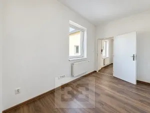 Pronájem bytu 3+1, Děčín, Na Úpatí, 55 m2