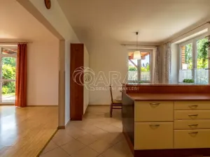 Prodej rodinného domu, Dolní Břežany, 135 m2