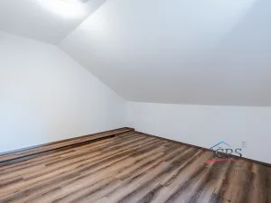 Prodej bytu 3+kk, Zlatá Olešnice, 71 m2