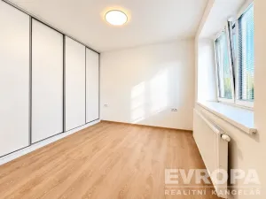 Pronájem bytu 2+kk, Břeclav, Za Bankou, 43 m2