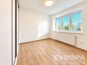 Pronájem bytu 2+kk, Břeclav, Za Bankou, 43 m2