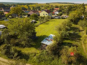 Prodej pozemku, Pňovany, 1312 m2
