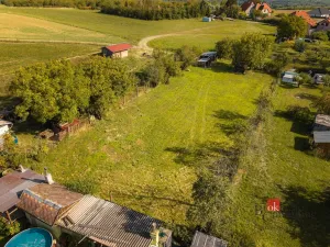 Prodej pozemku, Pňovany, 1312 m2