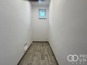 Pronájem bytu 2+1, Huslenky, 80 m2