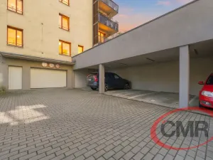 Prodej bytu 2+kk, Praha, Pickova, 57 m2