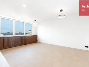 Prodej bytu 3+1, Opava, Antonína Sovy, 68 m2
