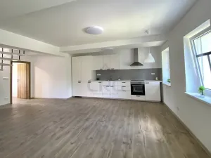 Pronájem bytu 4+kk, Rostěnice-Zvonovice, 111 m2