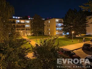 Prodej bytu 3+1, Praha - Střížkov, Harrachovská, 61 m2