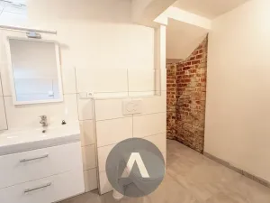 Pronájem bytu 1+kk, Brno, Žabovřeská, 35 m2