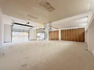 Pronájem garáže, Hodonín, Sadová, 72 m2