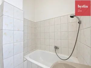Pronájem bytu 2+1, Opava, Horovo náměstí, 79 m2