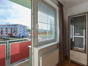 Prodej bytu 3+kk, Hustopeče, U Větrolamu, 73 m2