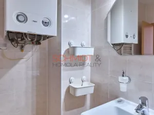 Prodej bytu 3+kk, Hustopeče, U Větrolamu, 73 m2