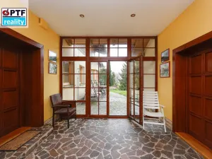Prodej vily, Skořice, 277 m2