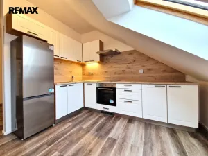 Prodej bytu 2+1, Lochovice, 96 m2