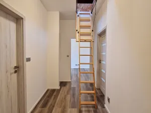 Prodej bytu 2+1, Lochovice, 96 m2