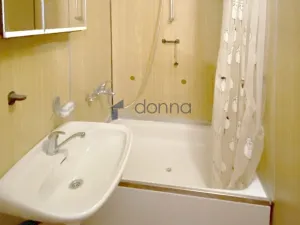 Pronájem bytu 1+kk, Praha, Božetická, 29 m2