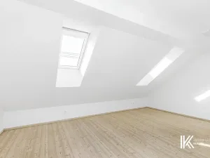 Pronájem obchodního prostoru, Pardubice, Chrudimská, 131 m2
