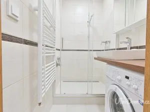 Pronájem bytu 2+kk, Brno - Líšeň, Zikova, 45 m2