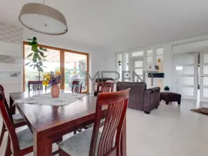 Pronájem vily, Nučice, Krahulovská, 240 m2